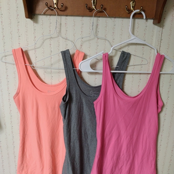 Tops bundle - Picture 4 of 5